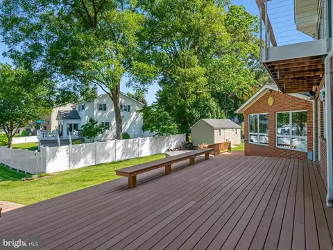 Exterior - 1207 Bay View Ct, Edgewater, MD 21037 photo 4 of 7