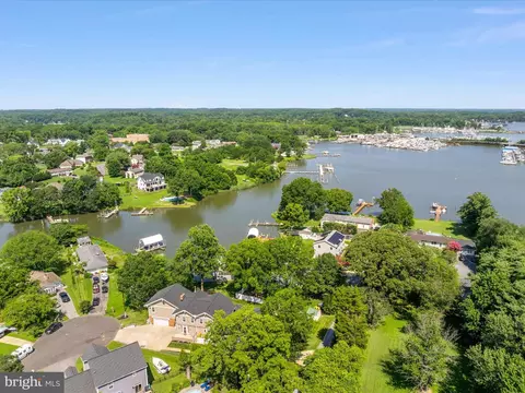 View/Area - 1207 Bay View Ct, Edgewater, MD 21037 photo 6 of 11