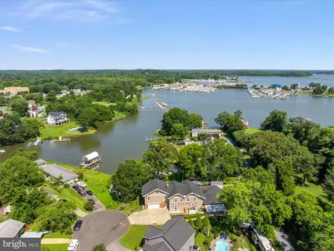 View/Area - 1207 Bay View Ct, Edgewater, MD 21037 photo 5 of 11