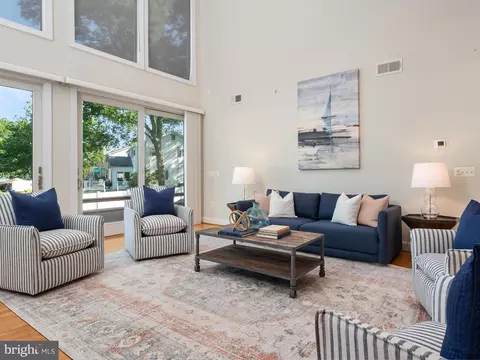 Living - 1207 Bay View Ct, Edgewater, MD 21037 photo 1 of 7