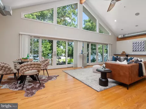 Living - 1207 Bay View Ct, Edgewater, MD 21037 photo 7 of 7