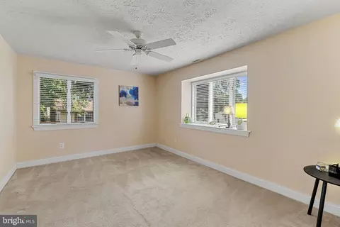 7578 Beach Dr, Pasadena, MD 21122 photo 21