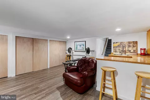 7578 Beach Dr, Pasadena, MD 21122 photo 32