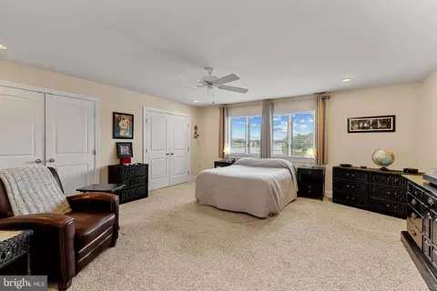 7578 Beach Dr, Pasadena, MD 21122 photo 25