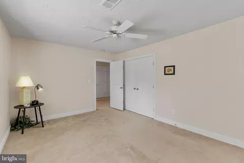 7578 Beach Dr, Pasadena, MD 21122 photo 22