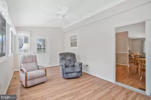 320 Double Eagle Dr, Linthicum Heights, MD 21090 photo 10