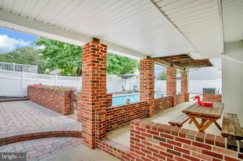 320 Double Eagle Dr, Linthicum Heights, MD 21090 photo 30