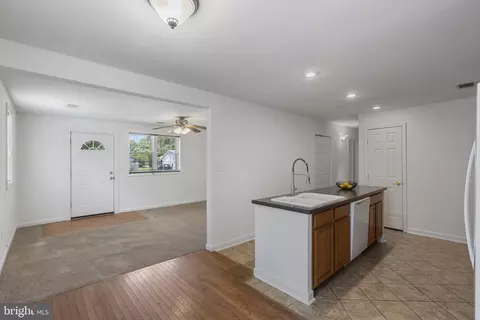 505 Bruce Ave, Odenton, MD 21113 photo 8