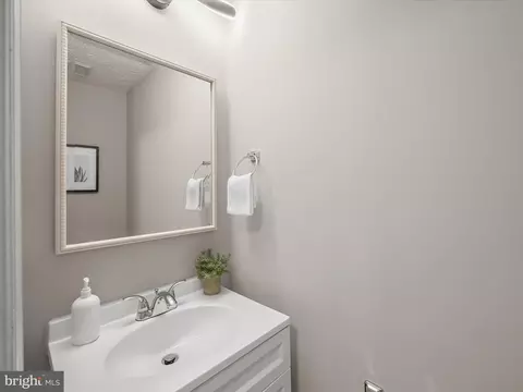 831 Cinnamon Ct, Odenton, MD 21113 photo 23