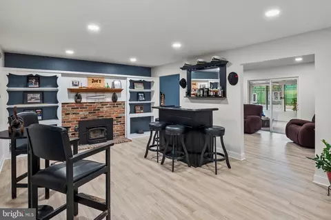 990 Highpoint Dr, Annapolis, MD 21409 photo 5