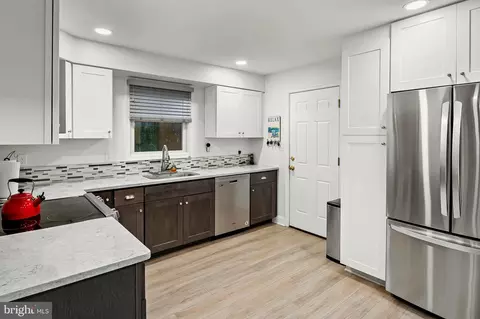 990 Highpoint Dr, Annapolis, MD 21409 photo 12