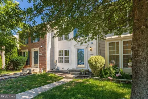 Exterior - 1508 Falling Brook Ct, Odenton, MD 21113 photo 3 of 10