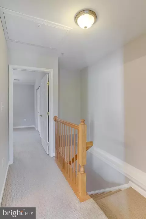 Entry Way - 1508 Falling Brook Ct, Odenton, MD 21113 photo 4 of 5