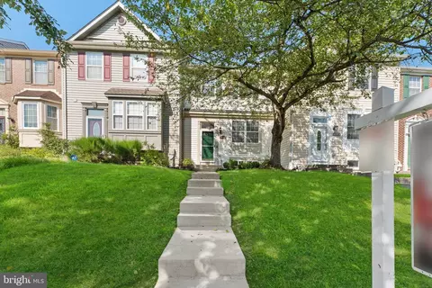 8230 Appalachian Dr, Pasadena, MD 21122 photo 2