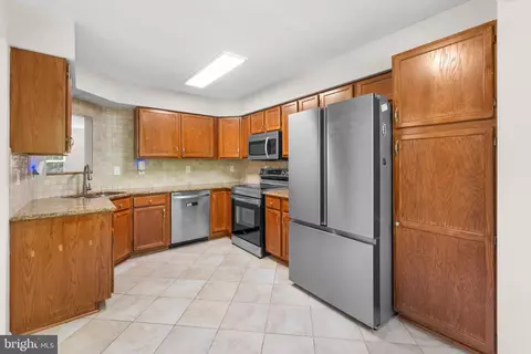 8230 Appalachian Dr, Pasadena, MD 21122 photo 15