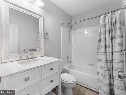 8230 Appalachian Dr, Pasadena, MD 21122 photo 27