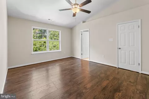 8230 Appalachian Dr, Pasadena, MD 21122 photo 19