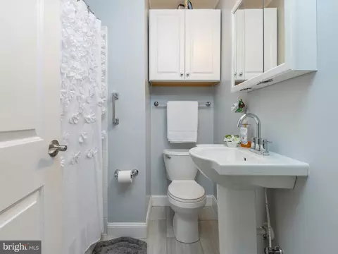 Bath - 692 D St, Pasadena, MD 21122 photo 1 of 2