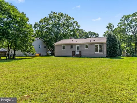 Exterior - 692 D St, Pasadena, MD 21122 photo 7 of 7