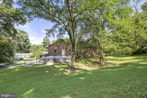 Exterior - 7410 Hawkins Dr, Hanover, MD 21076 photo 7 of 9