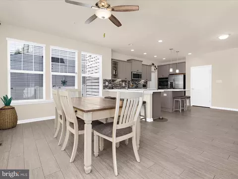 7964 Meridian Dr, Pasadena, MD 21122 photo 10