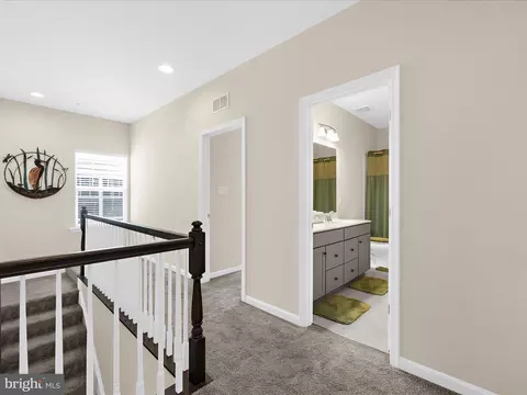 7964 Meridian Dr, Pasadena, MD 21122 photo 18