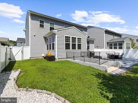 7964 Meridian Dr, Pasadena, MD 21122 photo 37