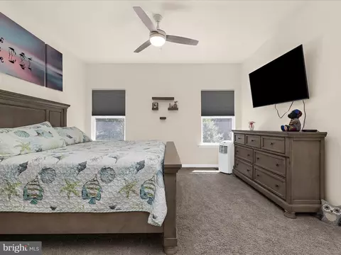 7964 Meridian Dr, Pasadena, MD 21122 photo 23