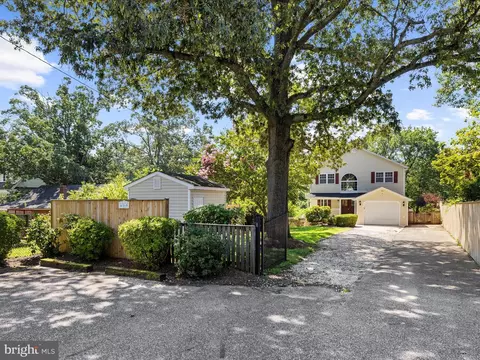 Exterior - 619 Riverside Dr, Pasadena, MD 21122 photo 2 of 13