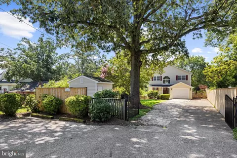 Exterior - 619 Riverside Dr, Pasadena, MD 21122 photo 11 of 13