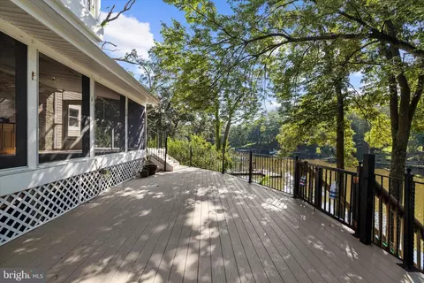 Exterior - 619 Riverside Dr, Pasadena, MD 21122 photo 6 of 13