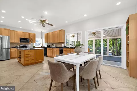 Other - 619 Riverside Dr, Pasadena, MD 21122 photo 3 of 21