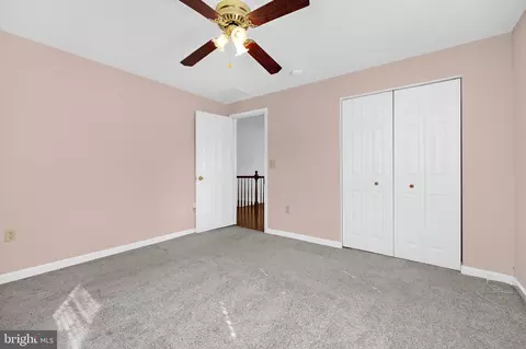 Bedroom - 619 Riverside Dr, Pasadena, MD 21122 photo 3 of 8