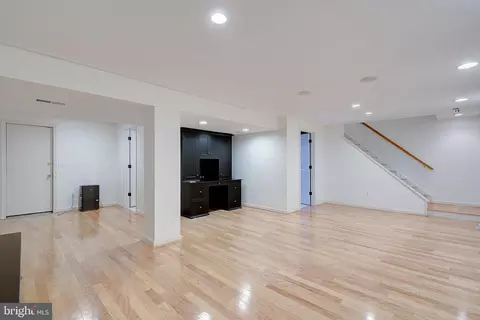 Living - 340 Candle Ridge Dr, Arnold, MD 21012 photo 8 of 8