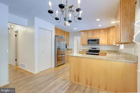 Kitchen - 340 Candle Ridge Dr, Arnold, MD 21012 photo 1 of 2