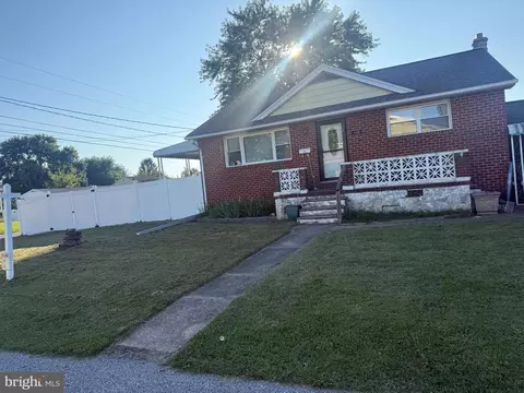 118 Homeland Rd, Pasadena, MD 21122