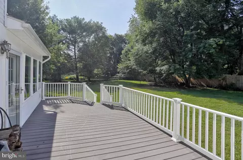1533 Palm Ct, Pasadena, MD 21122 photo 32