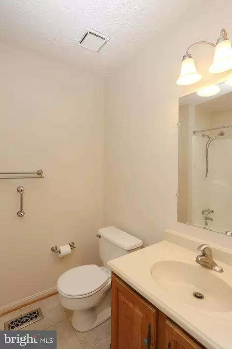 1533 Palm Ct, Pasadena, MD 21122 photo 26