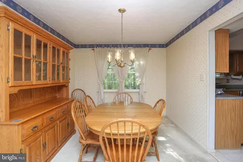 1533 Palm Ct, Pasadena, MD 21122 photo 6