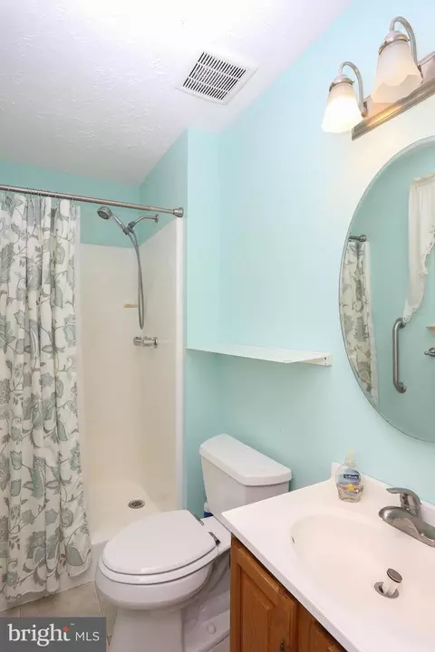 1533 Palm Ct, Pasadena, MD 21122 photo 23