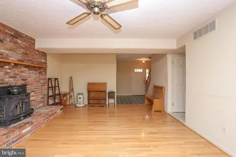1533 Palm Ct, Pasadena, MD 21122 photo 11