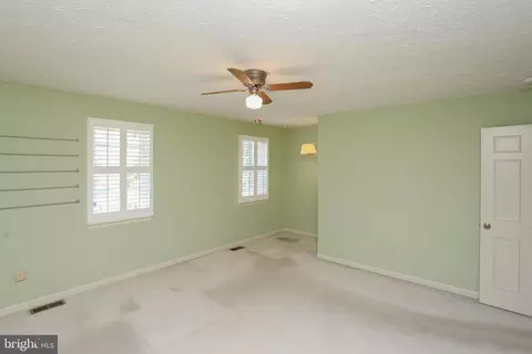 1533 Palm Ct, Pasadena, MD 21122 photo 19