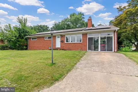 108 Chalmers Ave, Glen Burnie, MD 21061