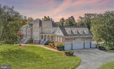 Exterior - 350 E Bay Front Rd, Deale, MD 20751 photo 5 of 5