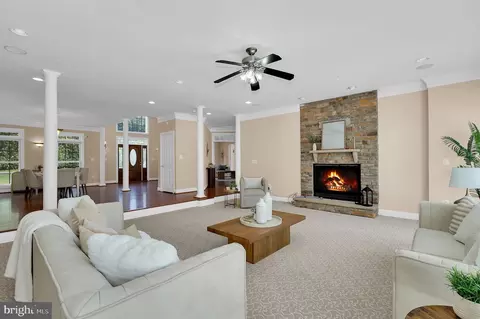 Living - 350 E Bay Front Rd, Deale, MD 20751 photo 1 of 8