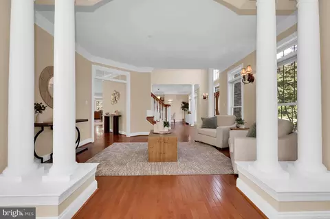 Entry Way - 350 E Bay Front Rd, Deale, MD 20751 photo 1 of 5