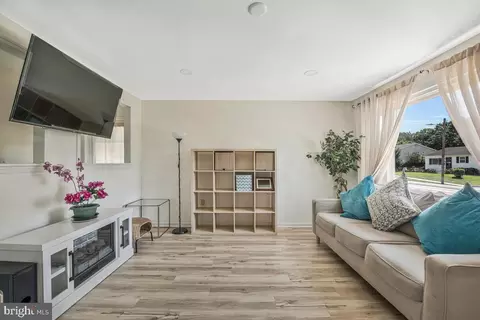 3342 Valley Lee S, Laurel, MD 20724 photo 8