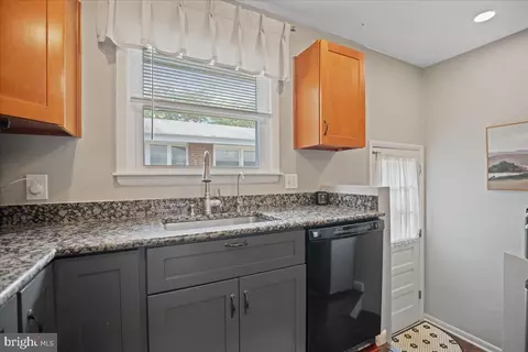 214 Dale Rd, Pasadena, MD 21122 photo 21