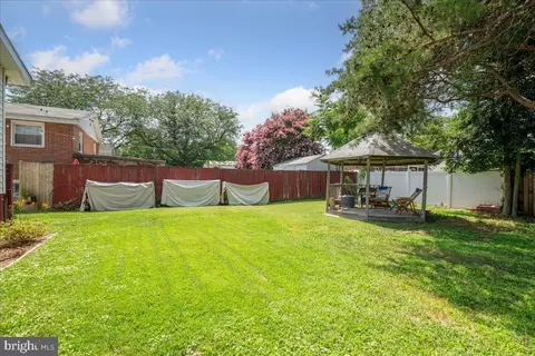 214 Dale Rd, Pasadena, MD 21122 photo 38