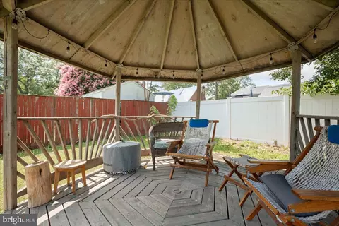 214 Dale Rd, Pasadena, MD 21122 photo 40